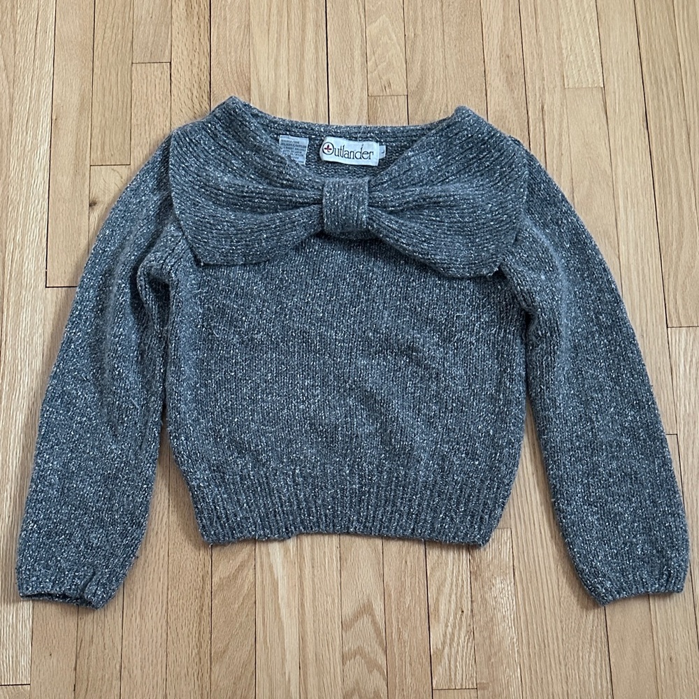 5 for $25 // Vintage 90s Outlander gray silk angora blend knit sweater with bow